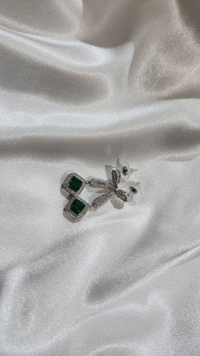 گوشواره جواهری